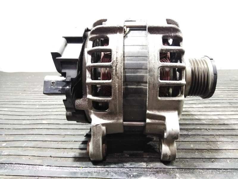 Recambio de alternador para audi a3 (8v) ambition referencia OEM IAM 03L903023K  P3-A4-4-3