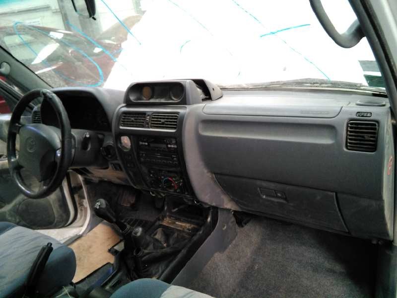 Recambio de salpicadero para toyota land cruiser (j9) d4-d vx (5-ptas.) referencia OEM IAM   