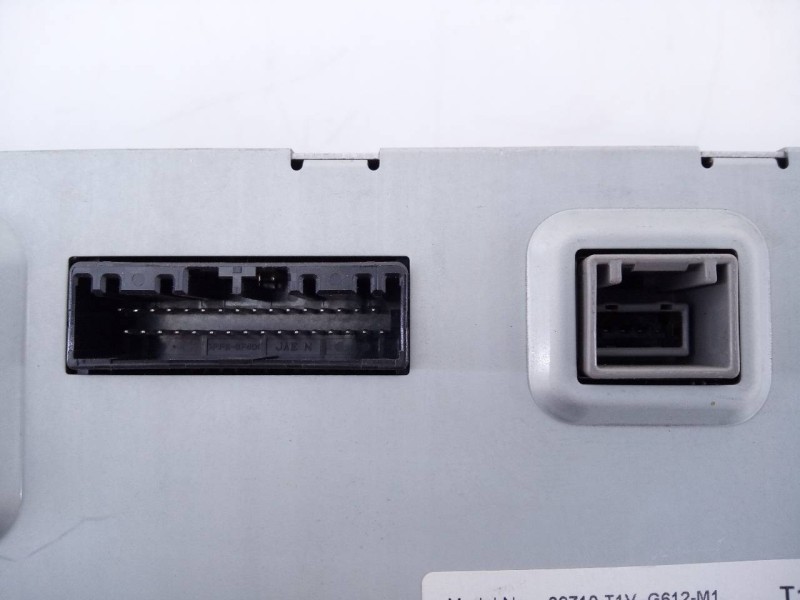 Recambio de pantalla multifuncion para honda cr-v executive 4x4 referencia OEM IAM 17119536 10R045677 E3-B5-14-2