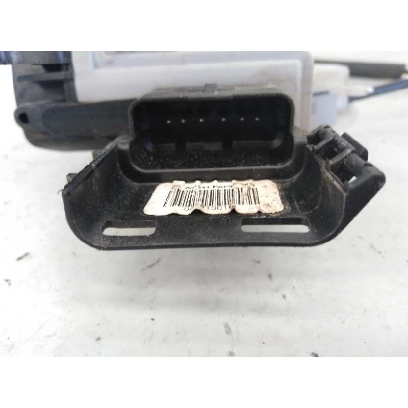 Recambio de cerradura puerta trasera derecha para peugeot 5008 premium referencia OEM IAM 9800623980  E1-A4-8-1