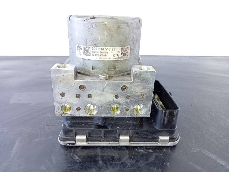 Recambio de abs para volkswagen t-roc sport referencia OEM IAM 5Q0614517EE  P3-B8-28-4