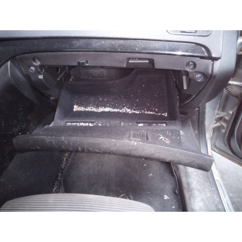 Recambio de guantera para opel insignia berlina cosmo referencia OEM IAM   