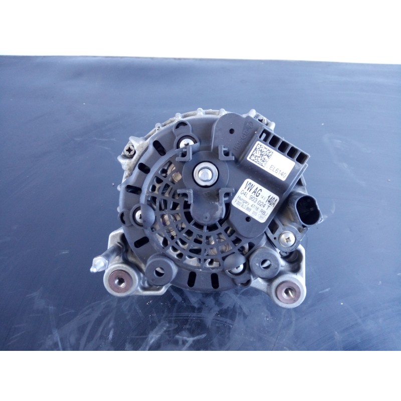 Recambio de alternador para volkswagen t-roc sport referencia OEM IAM 04L903024T  P3-A4-23-1