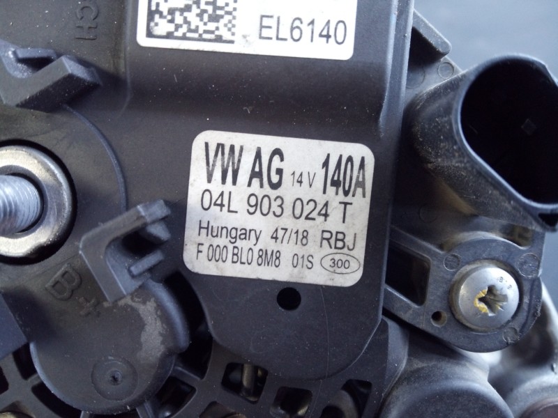 Recambio de alternador para volkswagen t-roc sport referencia OEM IAM 04L903024T  P3-A4-23-1