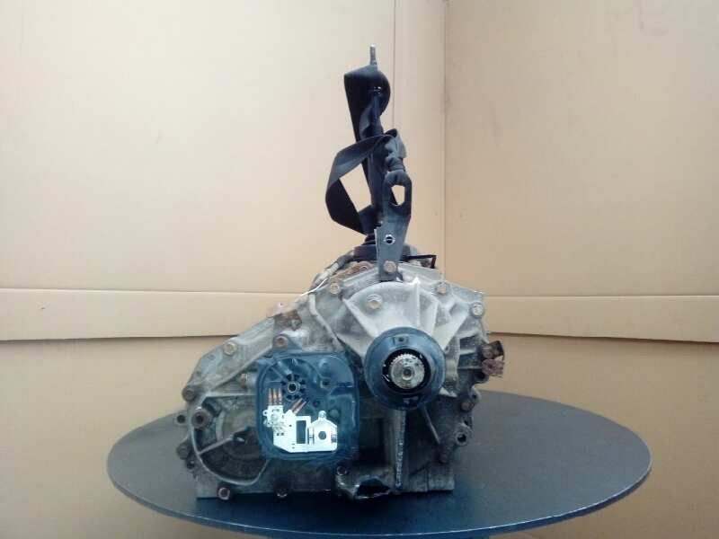 Recambio de caja cambios para nissan navara pick-up (d40m) double cab le 4x4 referencia OEM IAM EA30  M1-A3-153