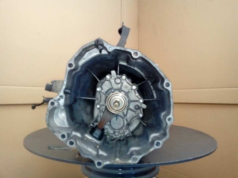 Recambio de caja cambios para nissan navara pick-up (d40m) double cab le 4x4 referencia OEM IAM EA30  M1-A3-153