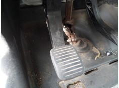 PEDAL EMBRAGUE 