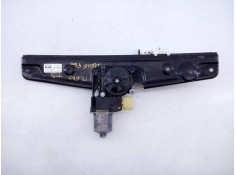 ELEVALUNAS TRASERO DERECHO 7413052 0130822791 E1-B4-44-1