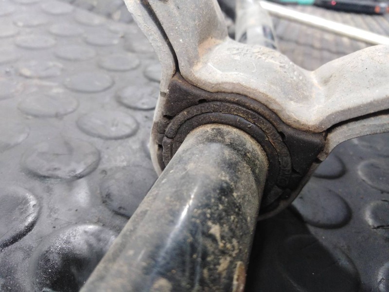 Recambio de barra estabilizadora delantera para volkswagen golf vii lim. referencia OEM IAM 5Q0411303M  P1-A2-16