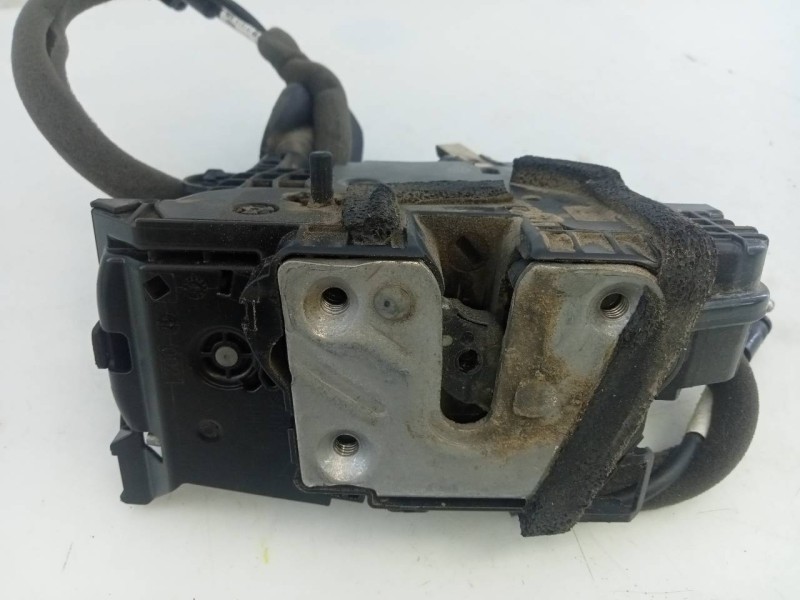 Recambio de cerradura puerta trasera derecha para renault clio iv business referencia OEM IAM 825002104R  E1-A1-48-2