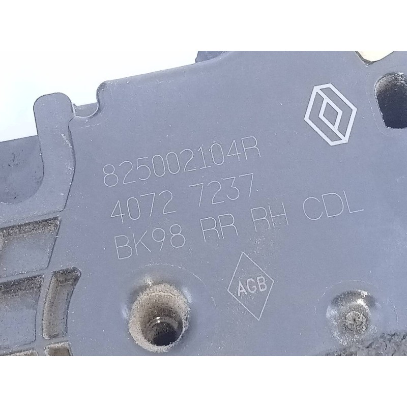Recambio de cerradura puerta trasera derecha para renault clio iv business referencia OEM IAM 825002104R  E1-A1-48-2