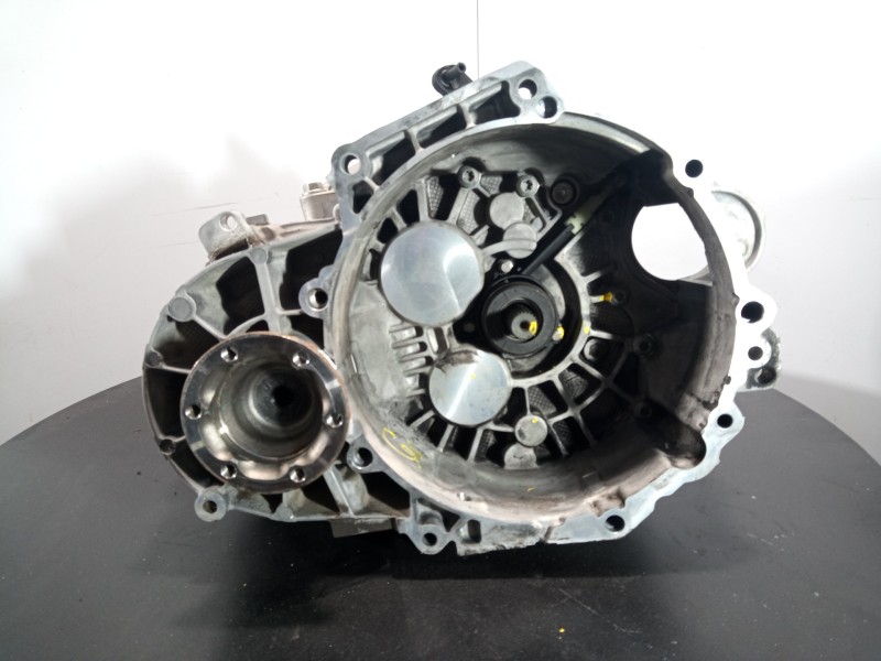 Recambio de caja cambios para volkswagen t-roc sport referencia OEM IAM TGV  M1-A1-32