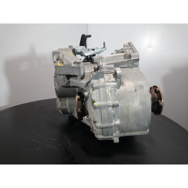 Recambio de caja cambios para volkswagen t-roc sport referencia OEM IAM TGV  M1-A1-32