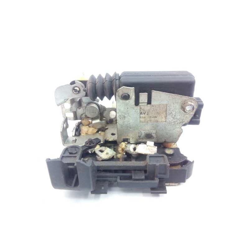 Recambio de cerradura puerta delantera derecha para dacia sandero laureate referencia OEM IAM   E1-A1-4-2