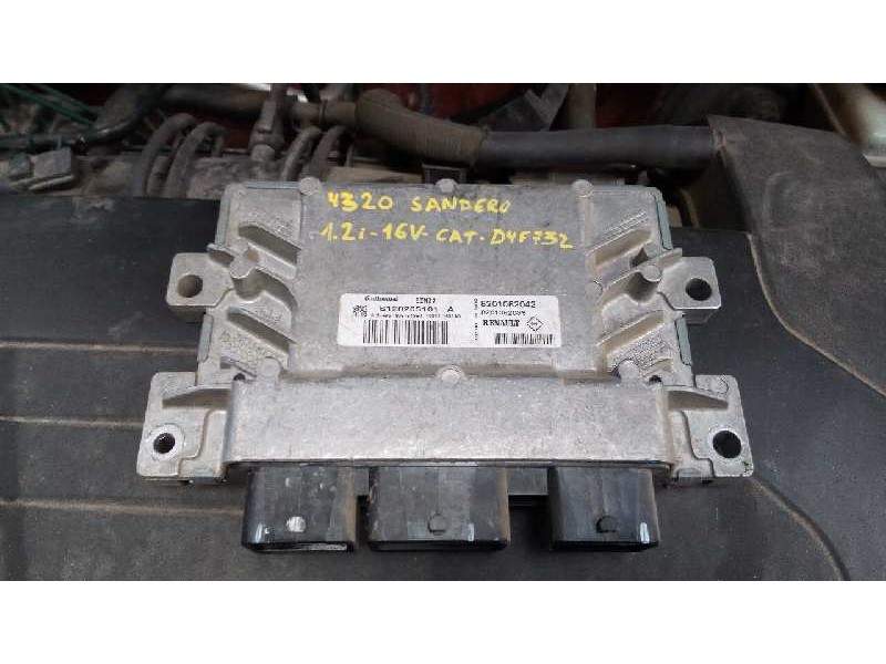 Recambio de centralita motor uce para dacia sandero laureate referencia OEM IAM 8201082042 8201082039 P3-B4-43-3