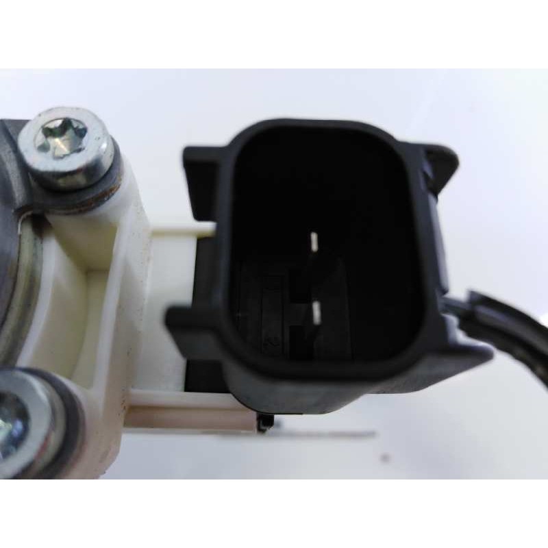 Recambio de elevalunas delantero derecho para ford transit courier combi trend referencia OEM IAM 1857000  E2-B6-5-1