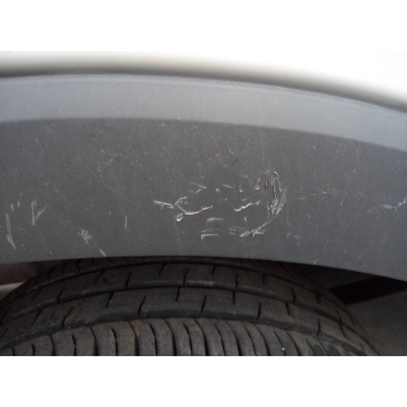 Recambio de aletin trasero derecho para ford transit custom kasten 340 l2 referencia OEM IAM   