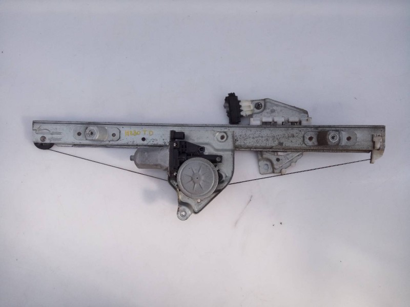 Recambio de elevalunas trasero derecho para suzuki grand vitara jb (jt) 2.0 jlx-a (5-ptas.) referencia OEM IAM 8343065J00 262100