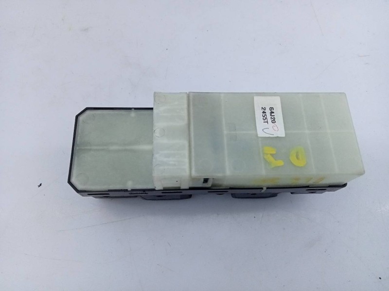 Recambio de mando elevalunas delantero izquierdo para suzuki grand vitara jb (jt) 2.0 jlx-a (5-ptas.) referencia OEM IAM 64J2024