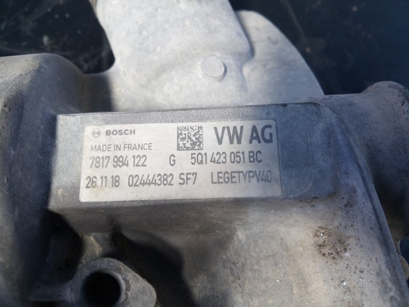 Recambio de cremallera direccion para volkswagen t-roc sport referencia OEM IAM 5Q1423051BC  P1-B8-37