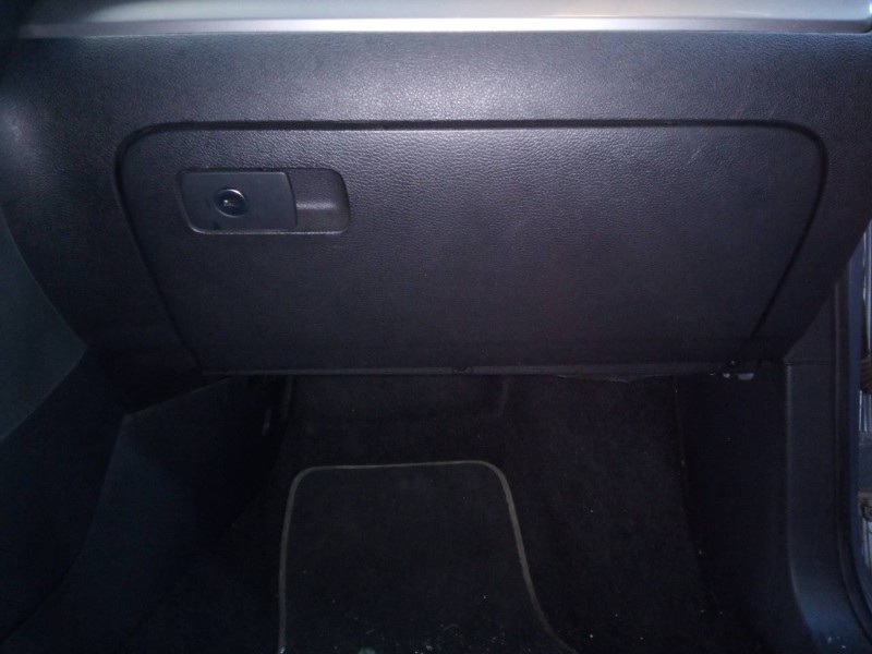 Recambio de guantera para volkswagen golf vi (5k1) advance bluemotion referencia OEM IAM   