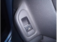 MANDO ELEVALUNAS TRASERO DERECHO 