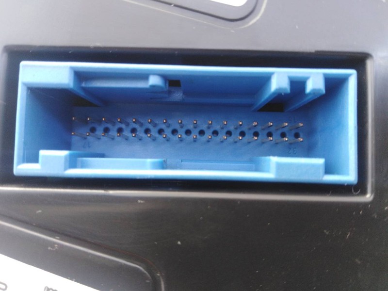 Recambio de cuadro instrumentos para seat ibiza (6j5) ecomotive referencia OEM IAM 6J0920801A  E2-A1-17-1