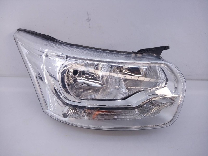 Recambio de faro derecho para ford transit custom kasten 340 l2 referencia OEM IAM BK3113D152B  E2-B3-33-1