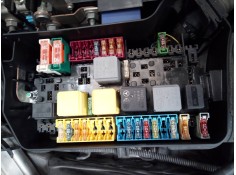 CAJA RELES / FUSIBLES E3-A1-8-8