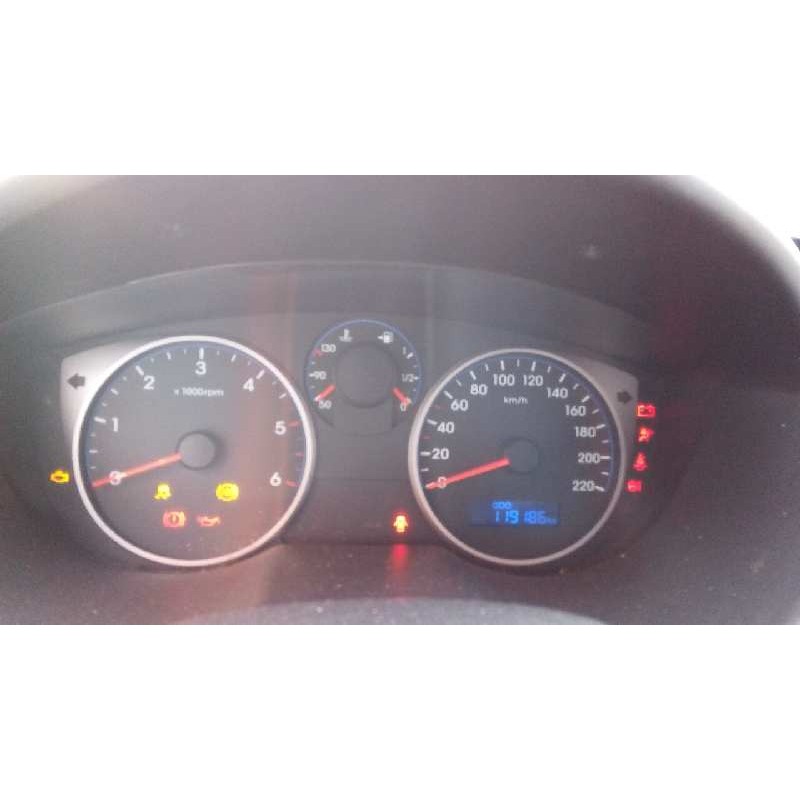 Recambio de cuadro instrumentos para hyundai i20 city s referencia OEM IAM 940131J621  E2-B5-4-1