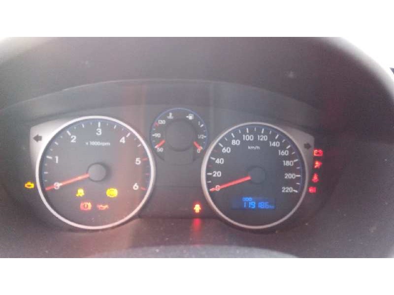 Recambio de cuadro instrumentos para hyundai i20 city s referencia OEM IAM 940131J621  E2-B5-4-1