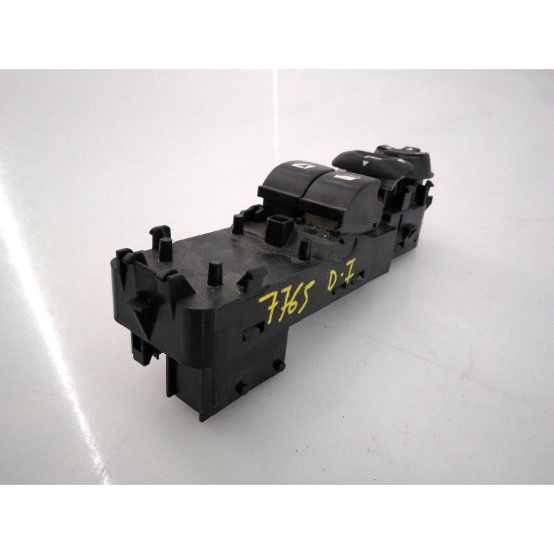 Recambio de mando elevalunas delantero izquierdo para citroën ds3 desire referencia OEM IAM   E3-B2-23-3