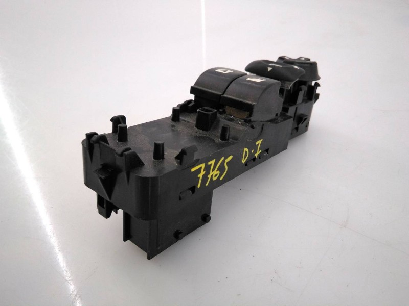 Recambio de mando elevalunas delantero izquierdo para citroën ds3 desire referencia OEM IAM   E3-B2-23-3