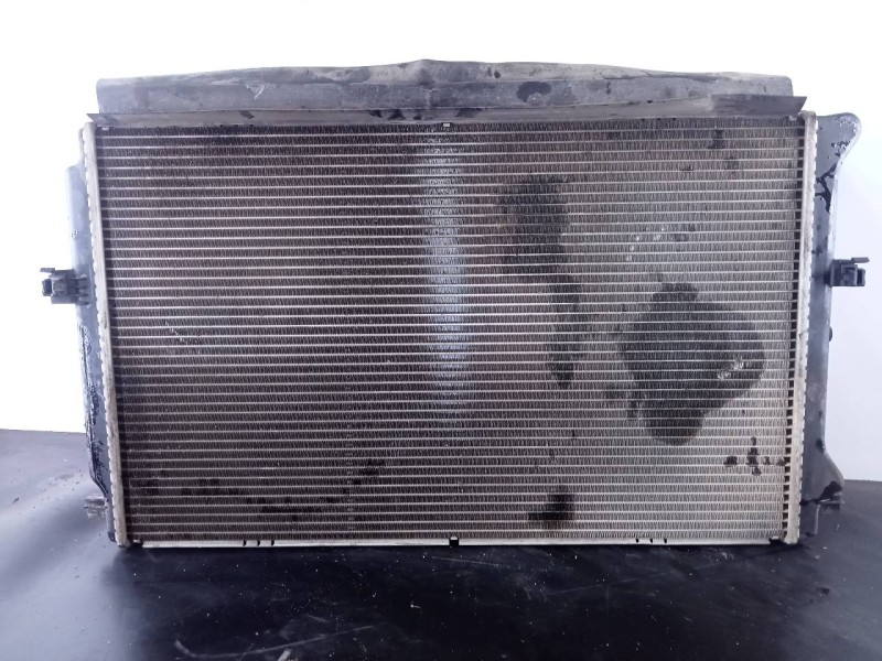 Recambio de radiador agua para volkswagen t-roc sport referencia OEM IAM 5Q0121251GD  P2-A6-5
