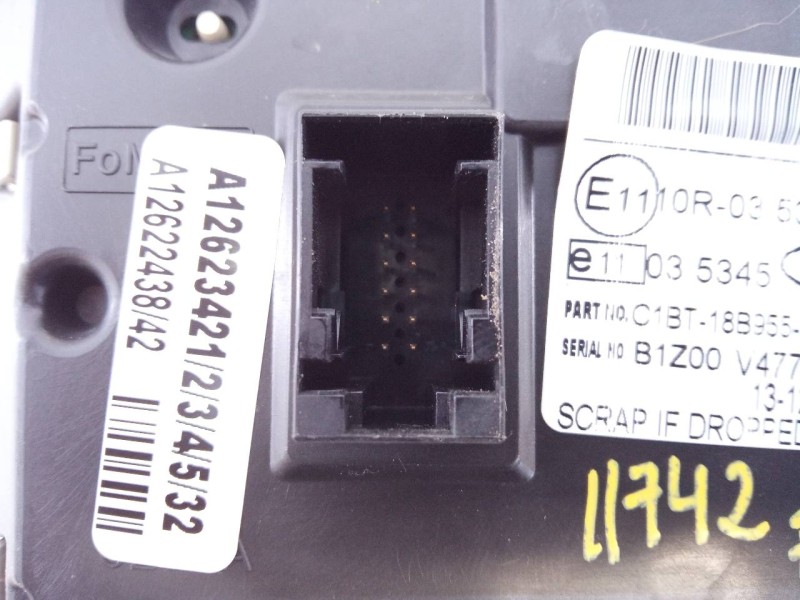 Recambio de pantalla multifuncion para ford fiesta (ccn) trend referencia OEM IAM C1BT18B955BC 10R035345 E3-B3-34-1