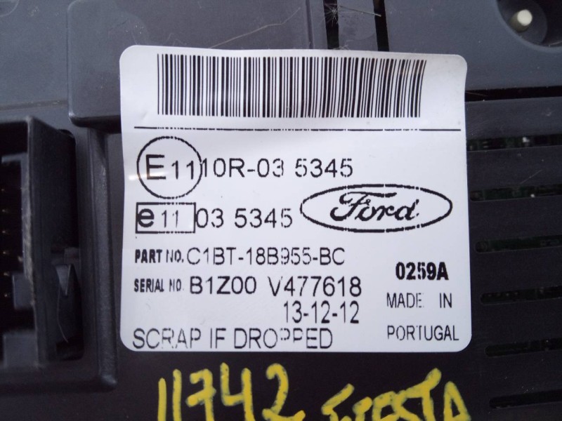 Recambio de pantalla multifuncion para ford fiesta (ccn) trend referencia OEM IAM C1BT18B955BC 10R035345 E3-B3-34-1