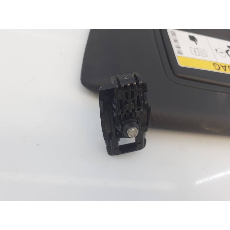Recambio de parasol derecho para mercedes-benz clase a (w176) a 220 cdi 4matic (176.005) referencia OEM IAM   E3-A1-8-8