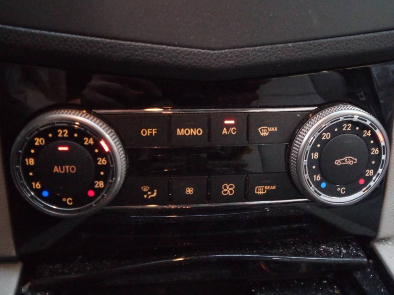 Recambio de mando climatizador para mercedes-benz clase c (w204) berlina c 200 cdi blueefficiency (204.001) referencia OEM IAM 2