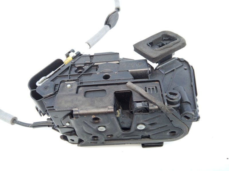 Recambio de cerradura puerta trasera derecha para volkswagen t-roc sport referencia OEM IAM 5TA839016E  E1-A5-44-2