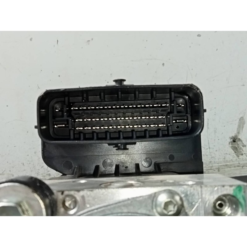Recambio de abs para toyota c-hr hybrid dynamic plus referencia OEM IAM 4451047070  P3-A8-22-2