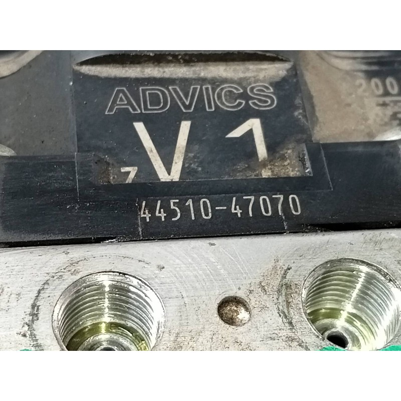 Recambio de abs para toyota c-hr hybrid dynamic plus referencia OEM IAM 4451047070  P3-A8-22-2