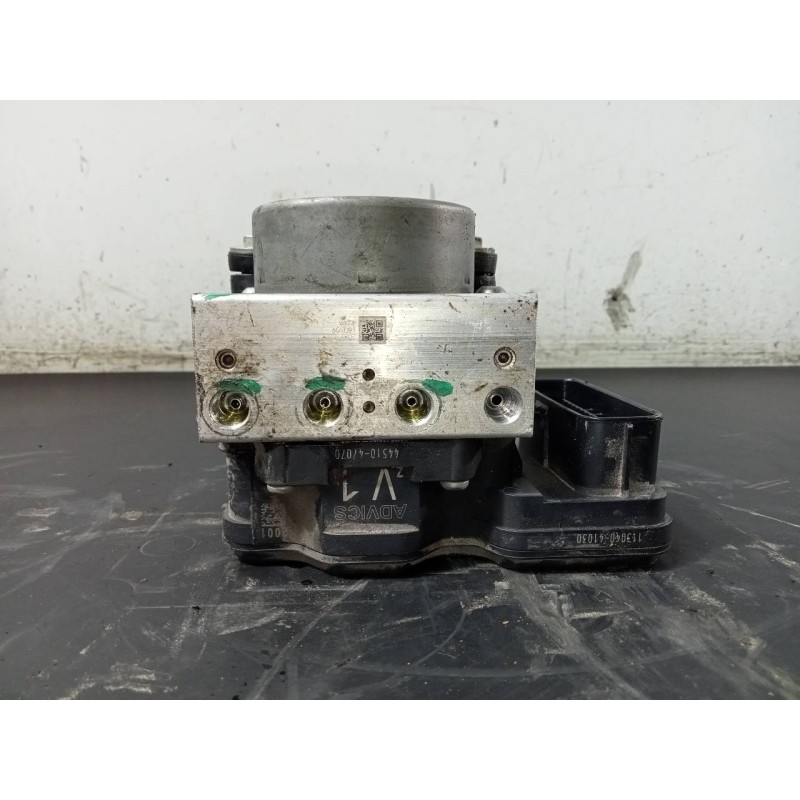 Recambio de abs para toyota c-hr hybrid dynamic plus referencia OEM IAM 4451047070  P3-A8-22-2