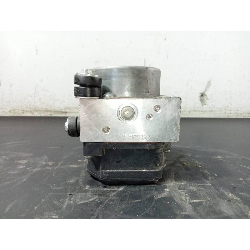 Recambio de abs para toyota c-hr hybrid dynamic plus referencia OEM IAM 4451047070  P3-A8-22-2