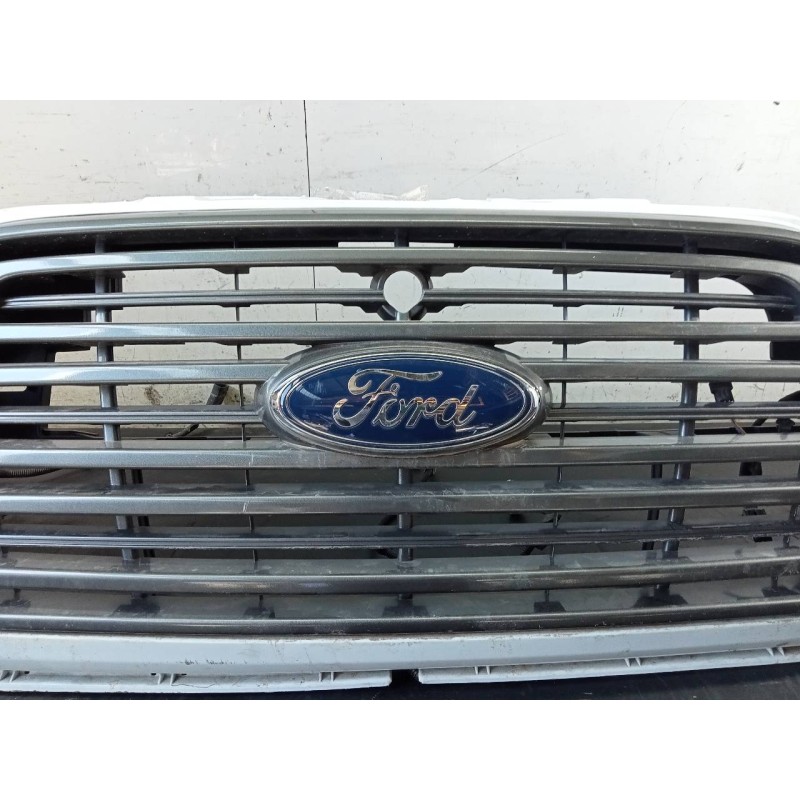 Recambio de rejilla delantera para ford transit custom kasten 340 l2 referencia OEM IAM   P2-A2-21