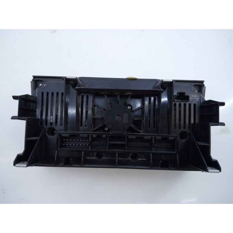 Recambio de mando climatizador para audi q3 (8ug) sport referencia OEM IAM 8U0820043D A2C80279600 E2-A1-23-3
