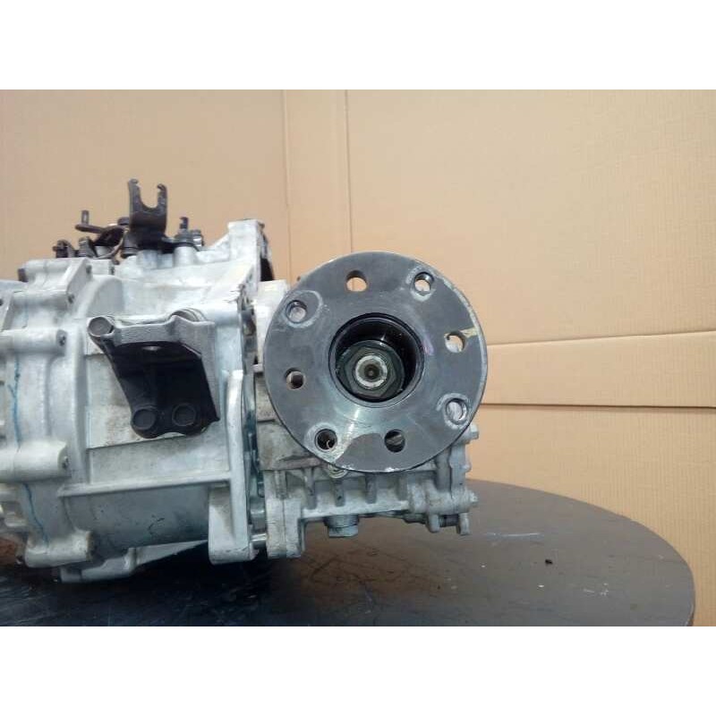 Recambio de caja cambios para hyundai santa fe (bm) 2.2 crdi comfort 4x4 referencia OEM IAM Y060400025  M1-B3-82