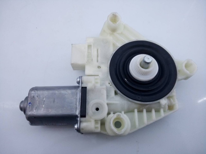 Recambio de motor elevalunas delantero derecho para mercedes-benz clase glc (w253) glc 250 d 4matic (253.909) referencia OEM IAM