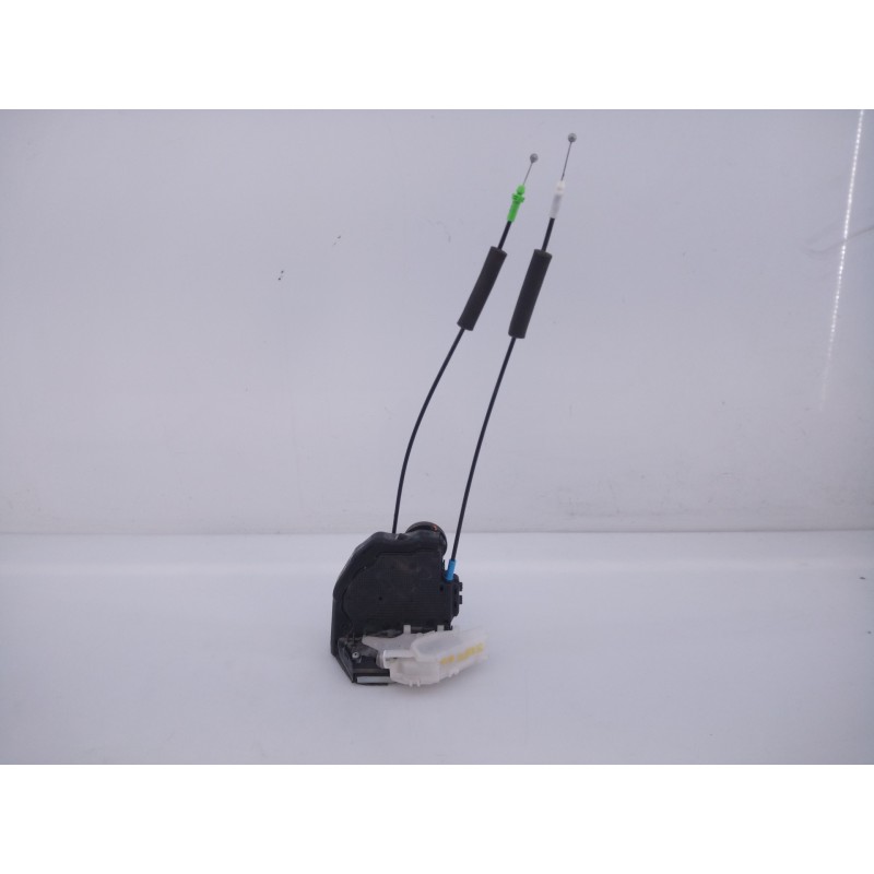 Recambio de cerradura puerta trasera derecha para toyota c-hr hybrid dynamic plus referencia OEM IAM 71208021  E2-B4-60-1