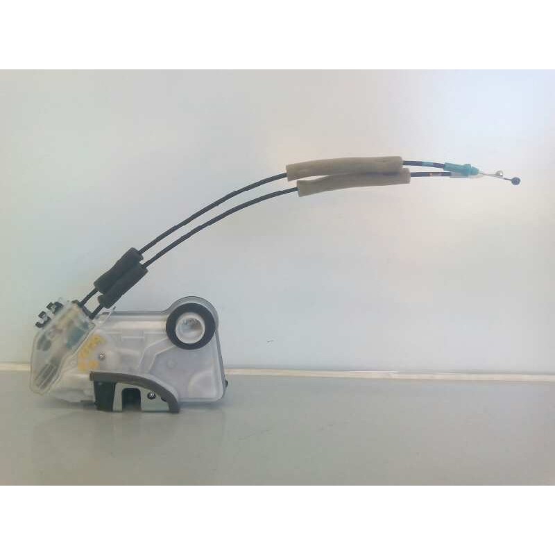 Recambio de cerradura puerta delantera derecha para toyota prius+ eco referencia OEM IAM 6111120  E2-B4-5-1