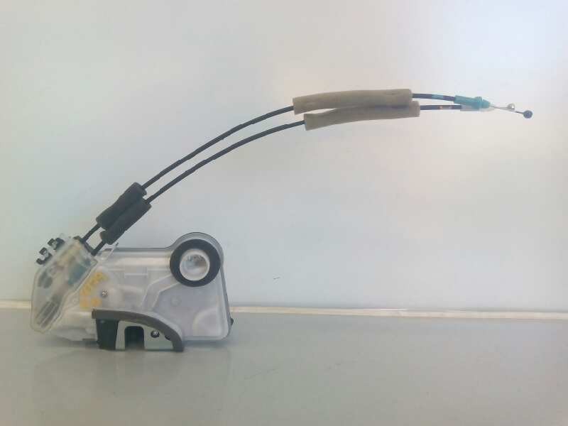 Recambio de cerradura puerta delantera derecha para toyota prius+ eco referencia OEM IAM 6111120  E2-B4-5-1